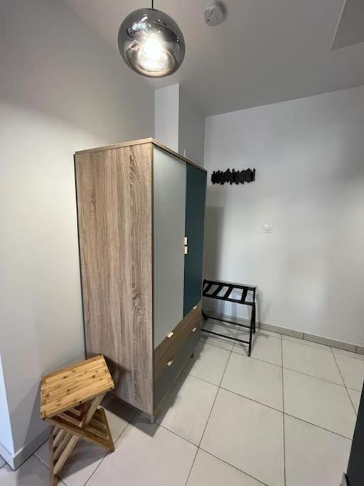 Appartement Petit Cocon En Hyper-Centre à Reims Extérieur photo